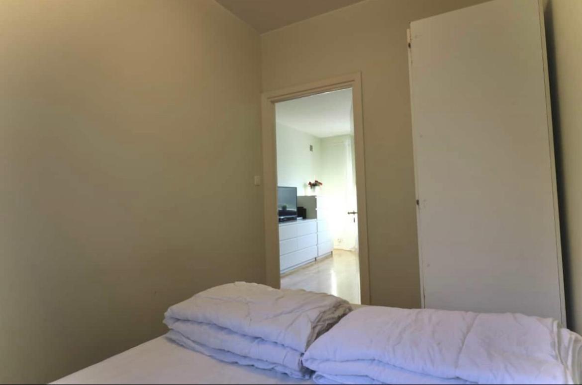 Trivsamma Lagenheter Med Fri Parkering Apartamento Estocolmo Exterior foto
