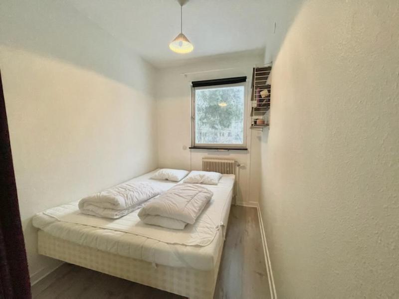 Trivsamma Lagenheter Med Fri Parkering Apartamento Estocolmo Exterior foto